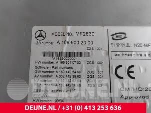 Mercedes Sprinter Radio CD Speler O49072 foto 2