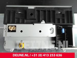 Mercedes Sprinter Radio CD Speler O49073 foto 3