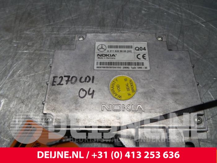 Mercedes E-Klasse Telefon Modul O49082