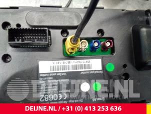 Renault Trafic Navigation Display O49104 foto 4
