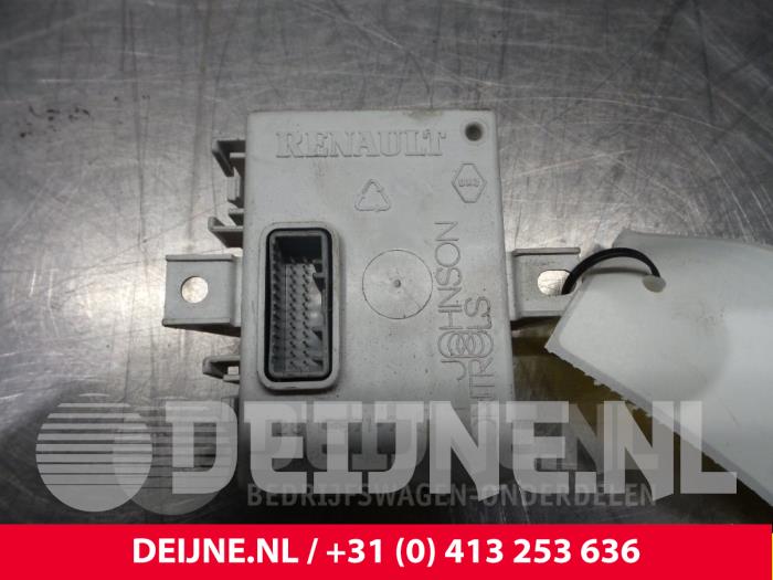 Renault Master Navigatie Module O49128