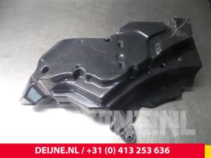 Volkswagen Passat Subwoofer O49146 photo 2