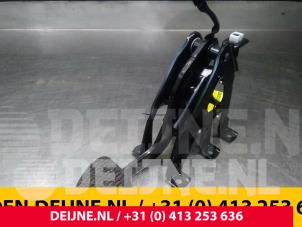 Mercedes Sprinter Koppelingspedaal O49344 foto 3