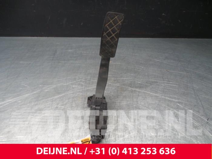 Audi A4 Gaspedaal O49367