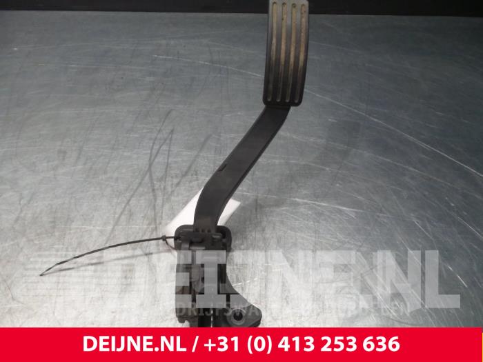 Ford Transit Connect Accelerator pedal O49378