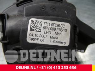 Ford Transit Connect Accelerator pedal O49378 photo 2