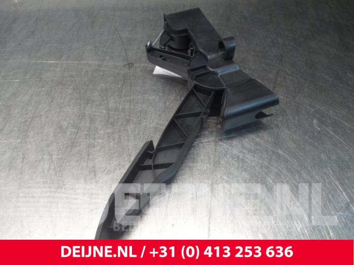 Mercedes A-Klasse Accelerator pedal O49400