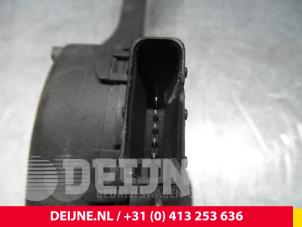 Opel Tigra Gaspedaal O49431 foto 4