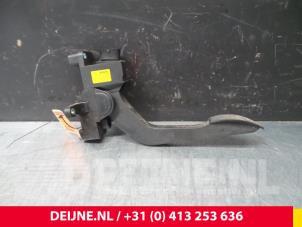 Iveco Daily Gaspedal O49477 foto 2