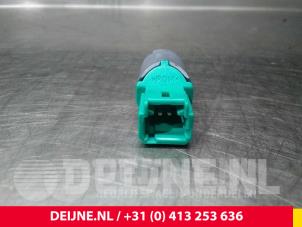 Mercedes Citan Brake light switch O49542 photo 3