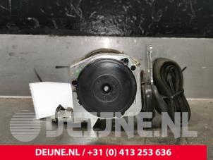 Opel Combo Front seatbelt, left O49703 photo 2