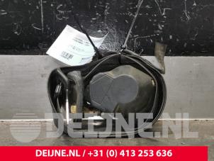 Nissan Interstar Veiligheidsgordel links-voor O49761 foto 2