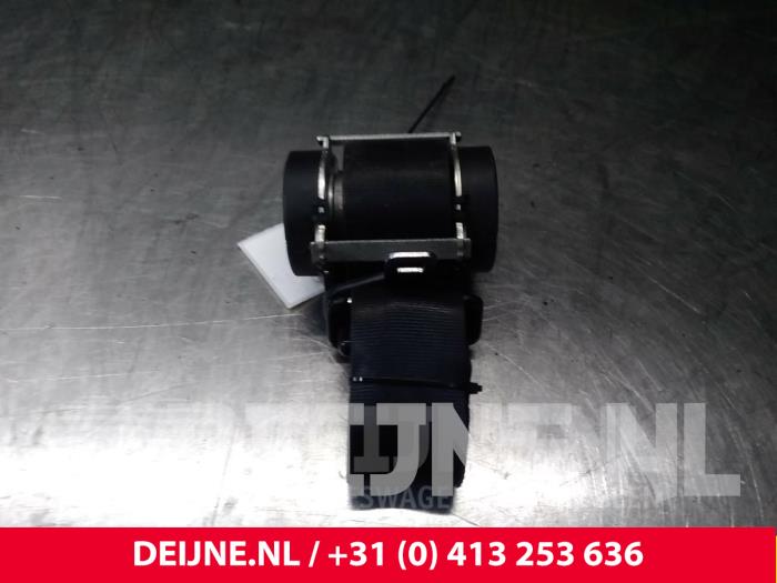 Nissan Primastar Veiligheidsgordel rechts-voor O50017