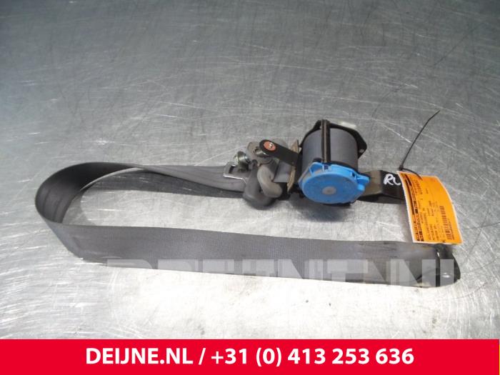 Mitsubishi Canter Veiligheidsgordel rechts-voor O50120