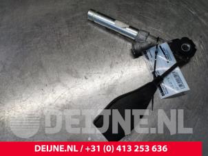 Nissan Primastar Sicherheitsgurt Schließe Mitte vorne O50127 foto 3