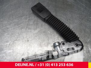 Peugeot Boxer Front seatbelt buckle, centre O50130 photo 2