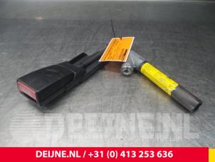 Nissan Kubistar Gurtsrammer rechts O50173 foto 2