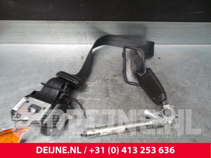Renault Megane Gurtsrammer rechts O50180