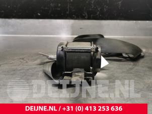 Hyundai H300 Gordelspanner links achter O50189 foto 4