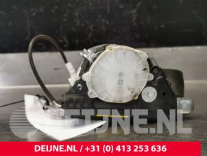 Renault Clio Gurtsrammer rechts hinten O50196 foto 4