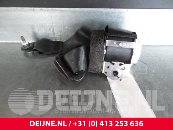 Ford KA Sicherheitsgurt links hinten O50210