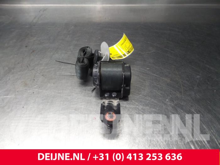 Hyundai H300 Rear seatbelt, right O50284