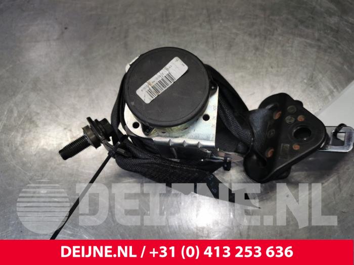 Nissan NV200 Sicherheitsgurt rechts hinten O50285