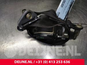 Nissan Vanette Rear seatbelt, right O50286 photo 3