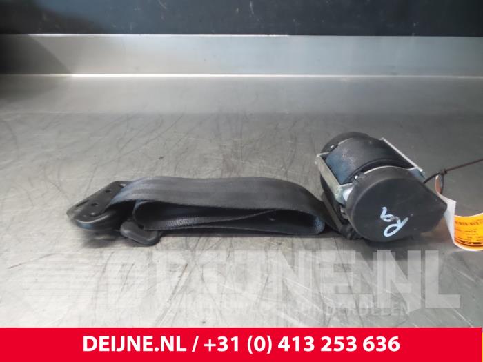 Peugeot 207 Rear seatbelt, right O50293