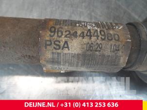 Citroen Berlingo Antriebswelle links vorne O50821 foto 2