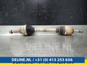 Gebruikte Cardanas links-voor (VWA) Renault Trafic Prijs € 90,75 Inclusief btw aangeboden door van Deijne Onderdelen Uden B.V.