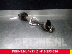 Renault Master Aandrijfas links-voor O50936 foto 2