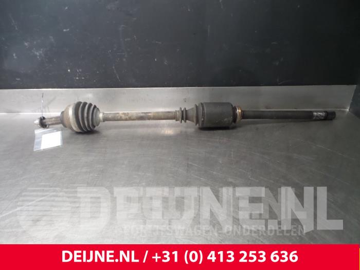 Opel Vivaro Aandrijfas rechts-voor O51043