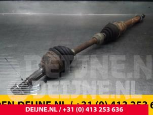 Gebruikte Cardanas rechts-voor (VWA) Nissan NV200 Prijs € 84,70 Inclusief btw aangeboden door van Deijne Onderdelen Uden B.V.