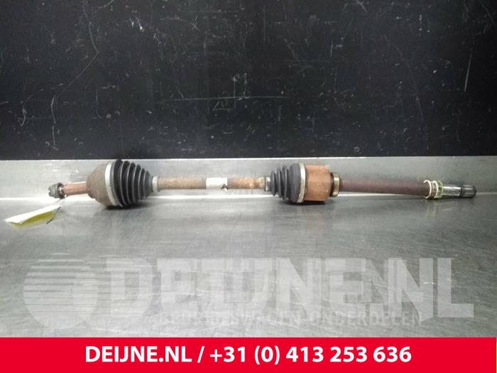 Nissan Primastar Antriebswelle rechts vorne O51279