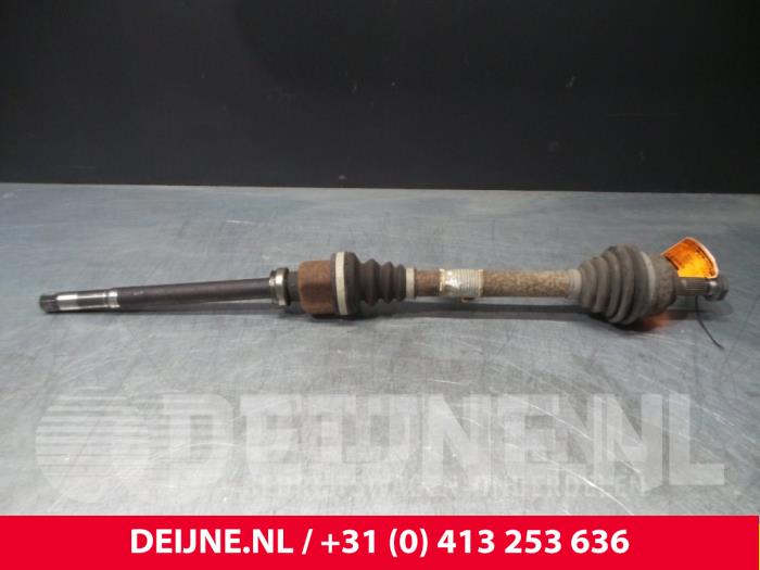 Peugeot Partner Aandrijfas rechts-voor O51368