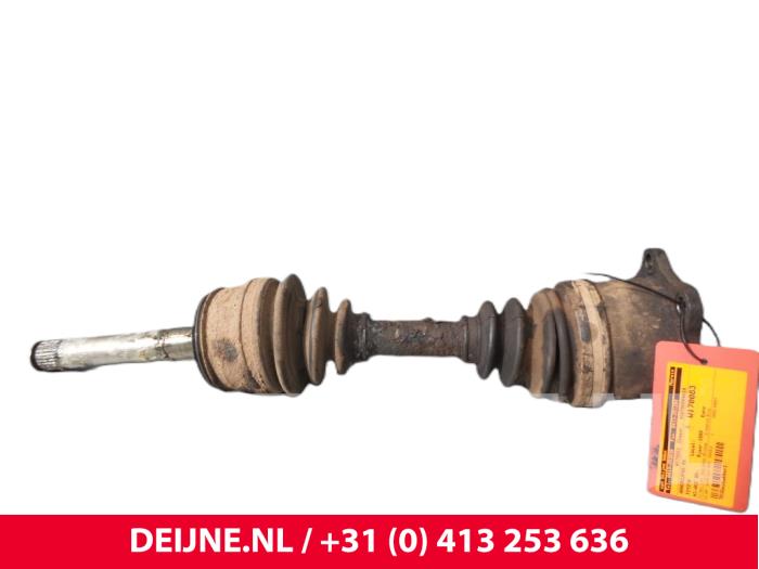 Gebruikte Steekas rechts-voor Toyota HiAce II Prijs € 72,60 Inclusief btw aangeboden door van Deijne Onderdelen Uden B.V.