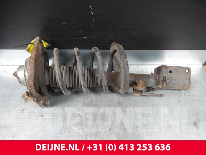 Citroen Jumpy Stoßdämpferstrebe links vorne O51609