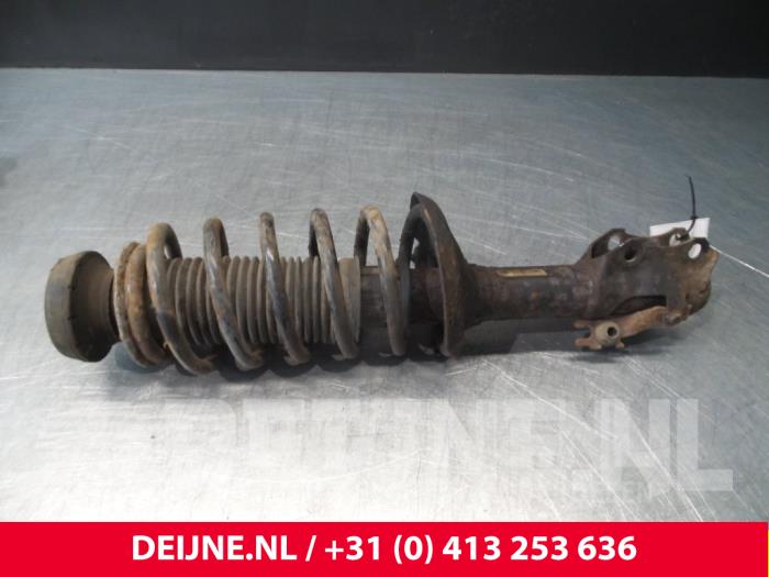 Seat Inca Schokdemperpoot links-voor O51652