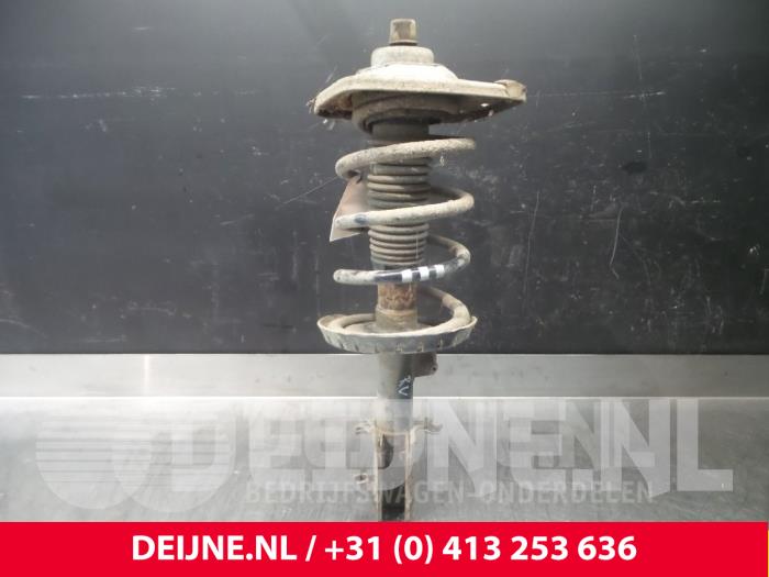 Citroen Jumpy Stoßdämpferstrebe rechts vorne O51808