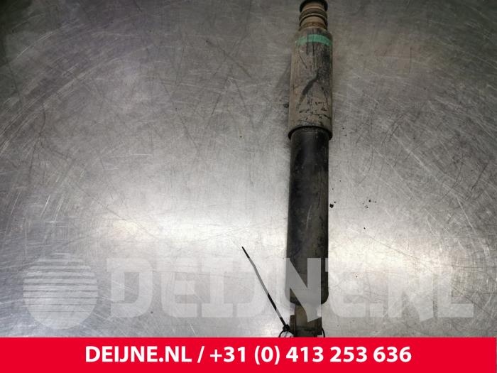 Toyota Hiace Stoßdämpfer links vorne O51902