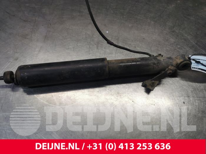 Mitsubishi Canter Schokdemper rechts-voor O51950