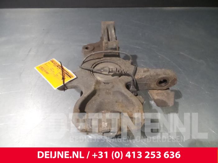 Volkswagen Crafter Fusee links-voor O52096