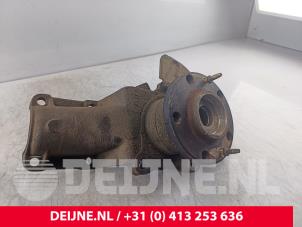 Fiat Ducato Fusee links-voor O52104 foto 2