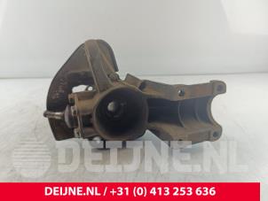 Fiat Ducato Fusee links-voor O52104 foto 4