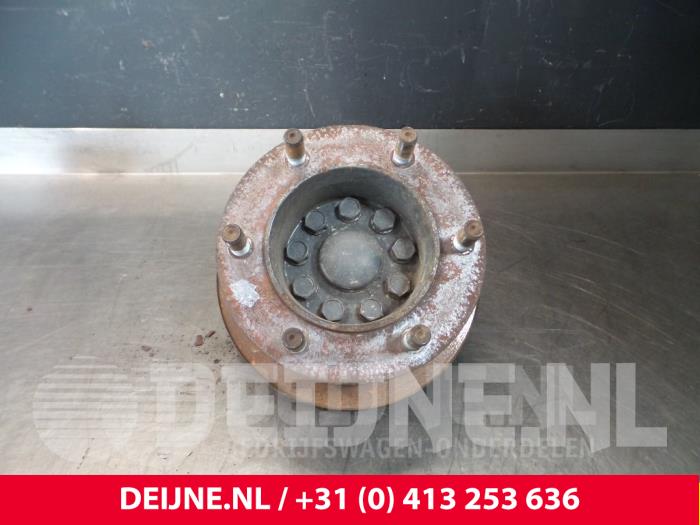 Iveco New Daily Fusee links-voor O52153