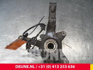 Renault Kangoo Achsschenkel links vorne O52244 foto 3