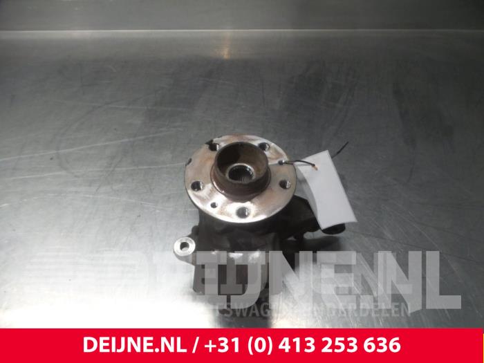 Renault Trafic Fusee links-voor O52254