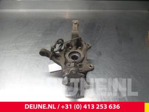 Renault Trafic Fusee links-voor O52254 foto 2