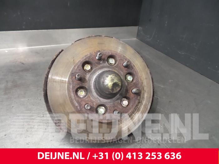 Toyota Hiace Fusee links-voor O52262